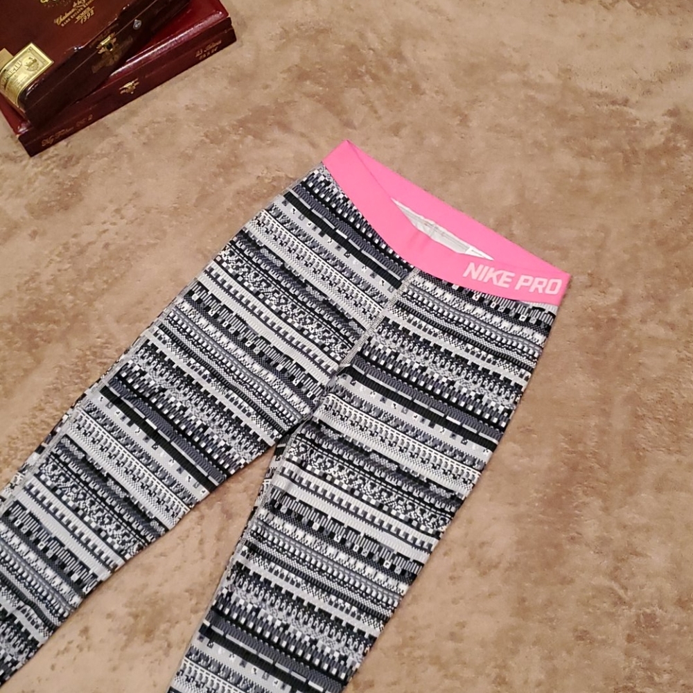 NIKE women's full length legging, Nike pro legging